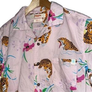 AMBSN California Men’s Sz M Pink Tiger Floral Print Short Sleeve Button Up Shirt